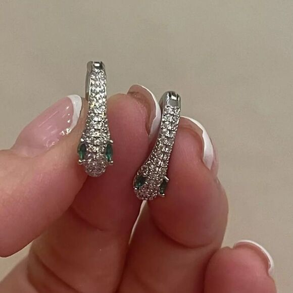 The Serpentine Earring in 925 and cubic zirconia - Picture 3 of 11